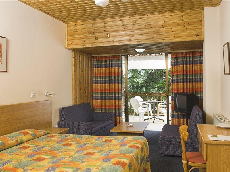 Pendeli Hotel Platres Ngoại thất bức ảnh